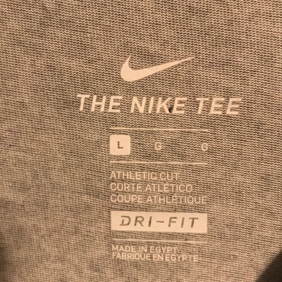 Grey boys Nike Dri-fit t-shirt - Picture 3 of 3